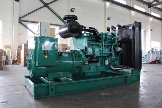 广南320kw康明斯柴油发电车出租组图片 广南320kw康明斯柴油发电车出租组图片